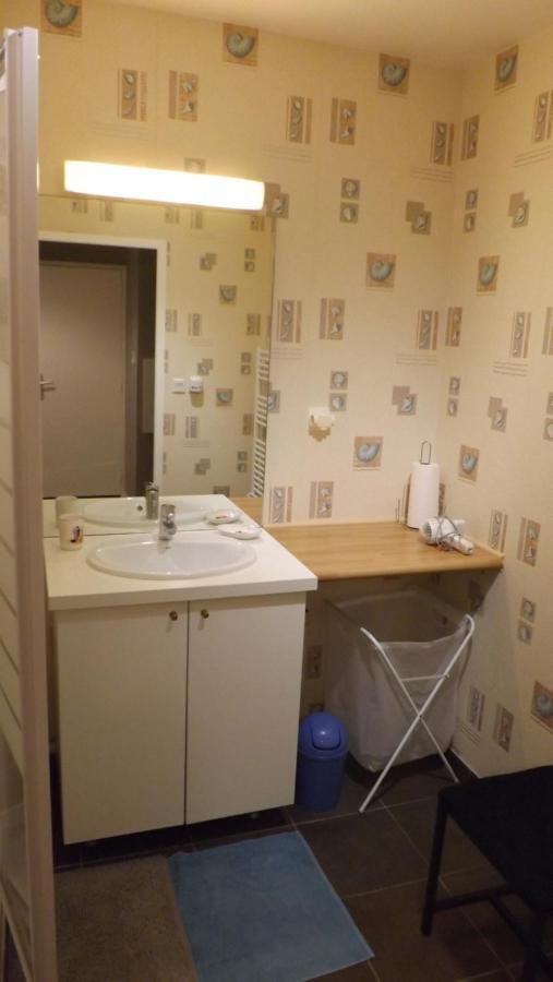 Appartement T2 ,parking privé,terrasse, 10 mns à pieds de la cité corsaire et ses plages Saint-Malo Exterior foto